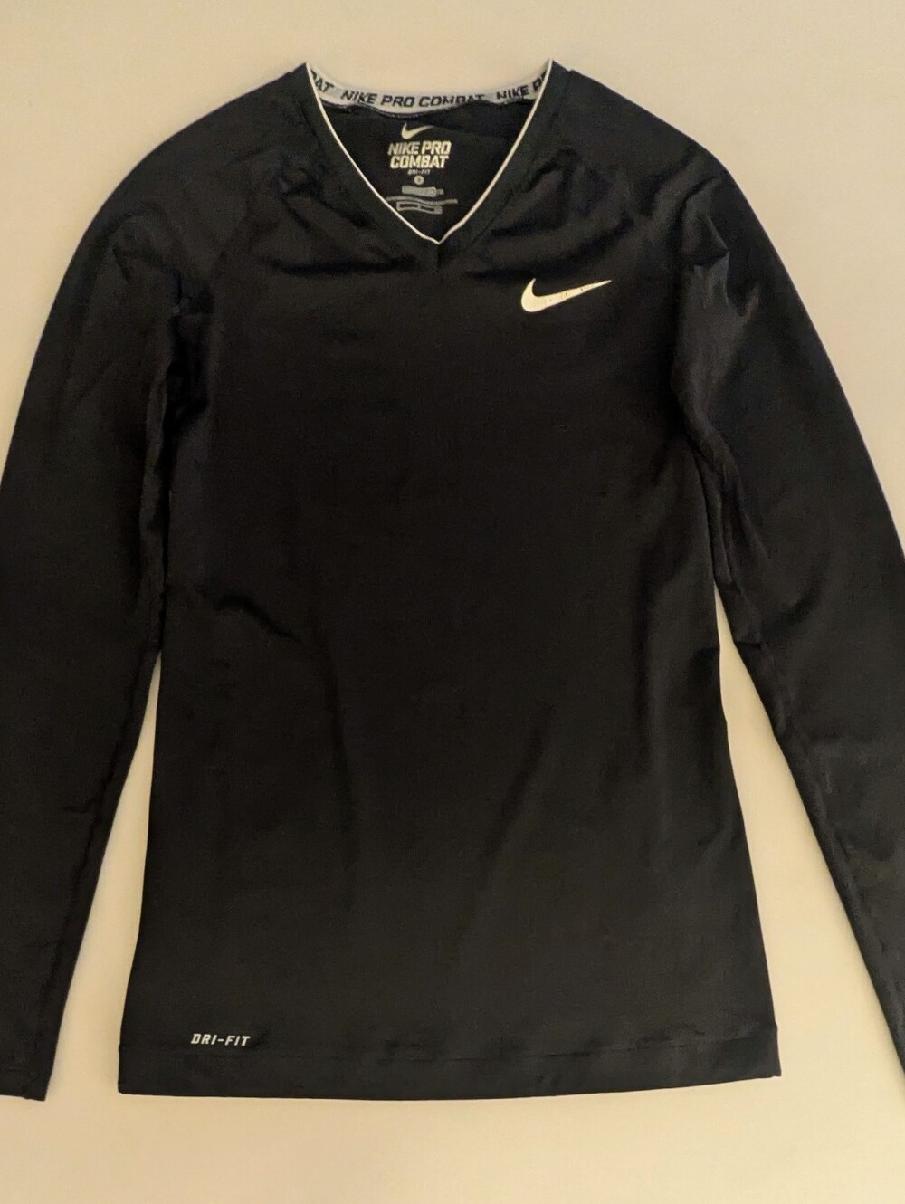 Nike Pro Combat Dri Fit Compression Women's Black Long Sleeves Shirt Size Small